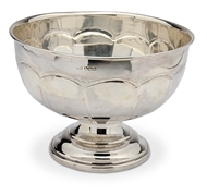 Picture of A silver bowl