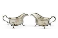 Picture of A pair of silver sauce boats