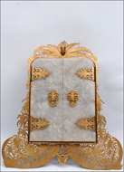 Picture of A very fine and decorative Gold Gilted Trophy Frame